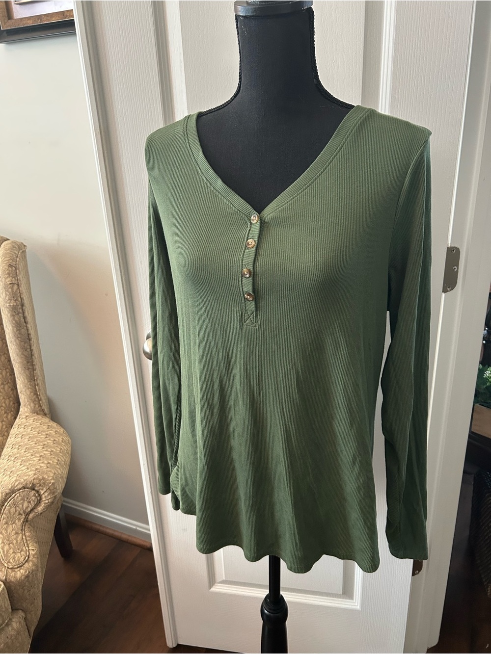 Sonoma Olive V-Neck Henley Long Sleeve Top